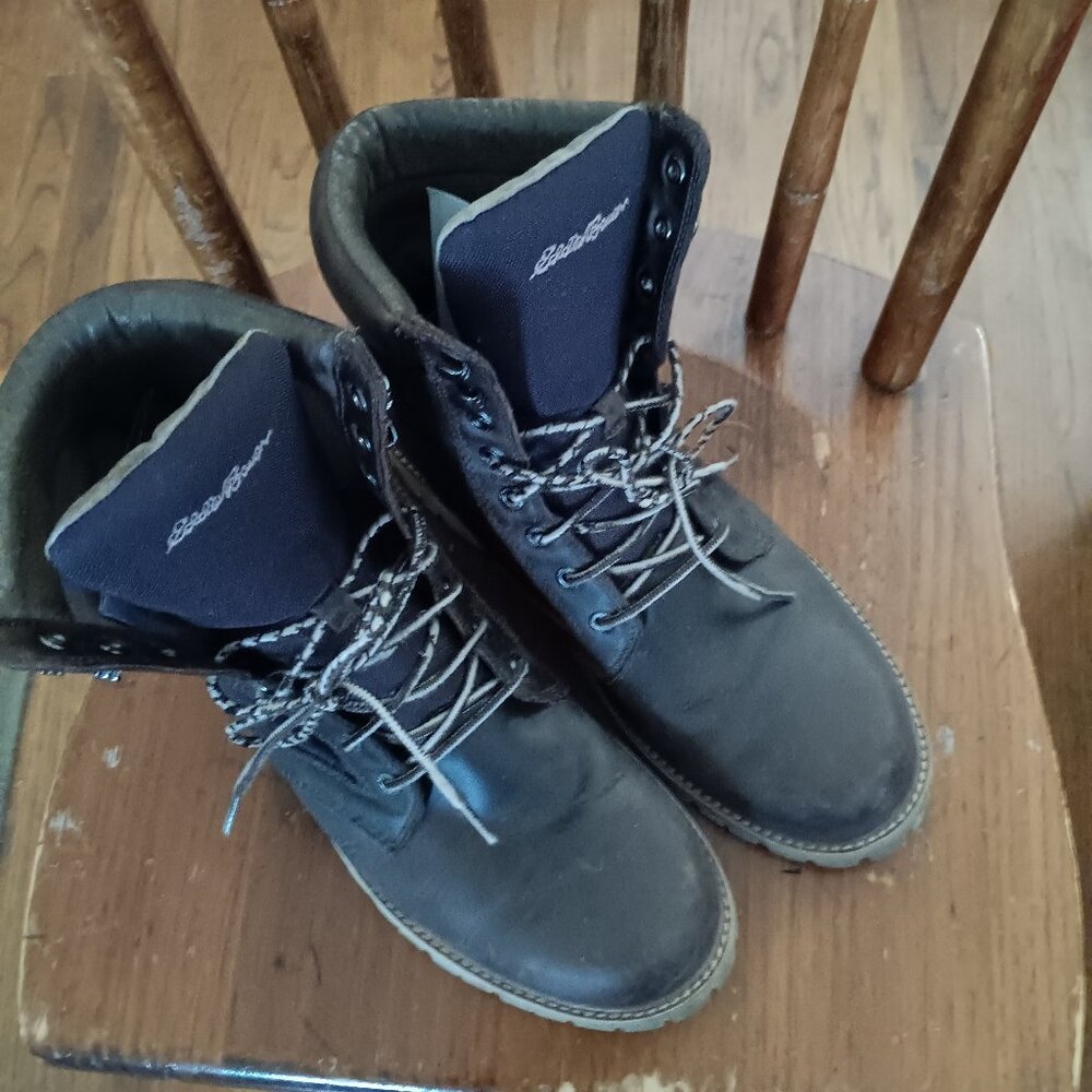 Eddie Bauer combat boots